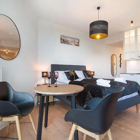 Apartmán Luxurious Near The In *